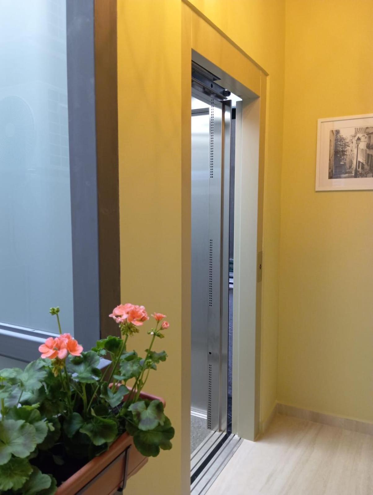 Apartament Warm Harbor Santa Coloma de Gramanet Zewnętrze zdjęcie